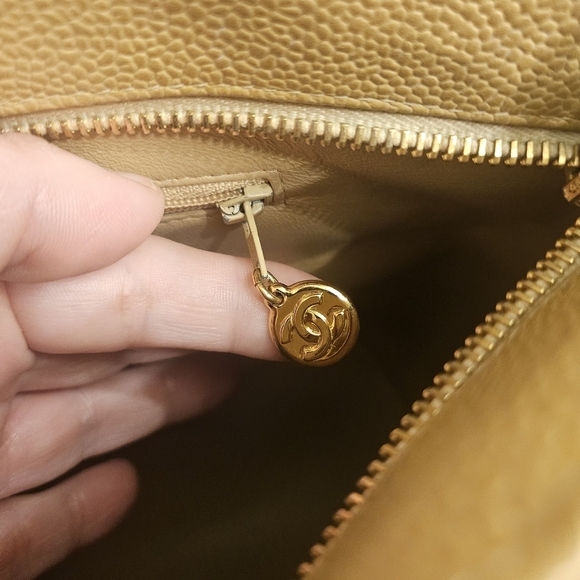 Authentic CHANEL Medallion Tote Bag in Beige Caviar Leather - Picture 9 of 16